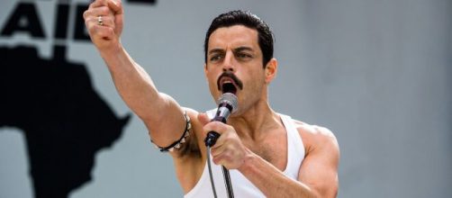 Por mais que haja alguns erros temporais, 'Bohemian Rhapsody' agradou aos fãs de Queen. (Arquivo Blasting News)
