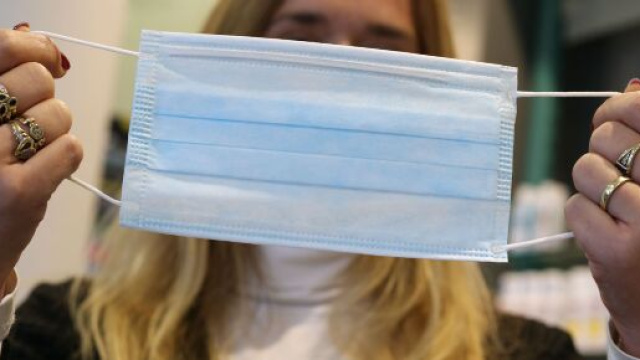 Port du masque en entreprise : où et quelles règles à la rentrée contre le coronavirus ? - europe1.fr