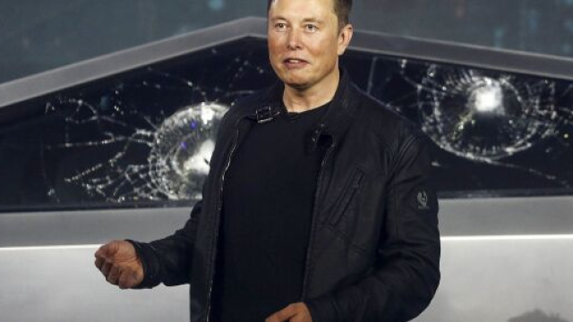 Elon Musk: 'Gli alieni hanno costruito le piramidi'.