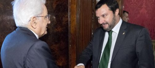 Il capo dello stato Sergio Mattarella e il leader della Lega Salvini