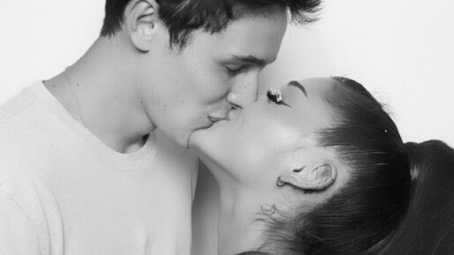 Ariana Grande and Dalton Gomez are Instagram official - Vogue ... - com.au