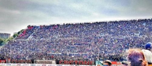 Calciomercato, Crotone: si seguirebbe Paganini, Festa rinnova fino al 2022.