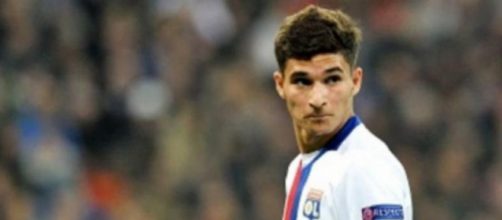 Houssem Aouar, centrocampista del Lione.