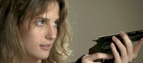 Sofia tentará matar Eliza em "Totalmente Demais". (Reprodução/TV Globo)