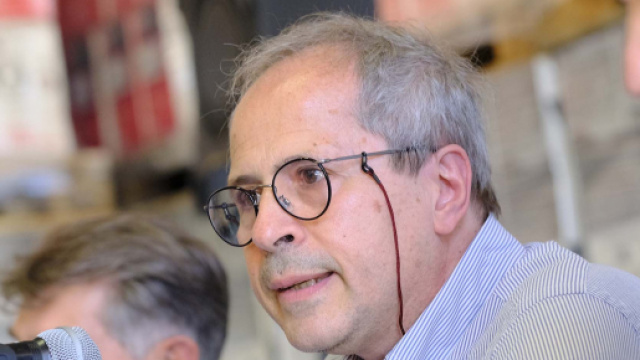 Coronavirus: il piano di Andrea Crisanti per aumentare i tamponi.