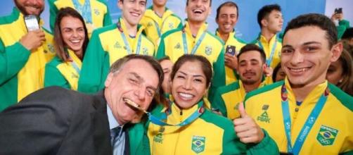 Jair Bolsonaro recebeu apoio de vários atletas olímpicos. (Arquivo Blasting News)