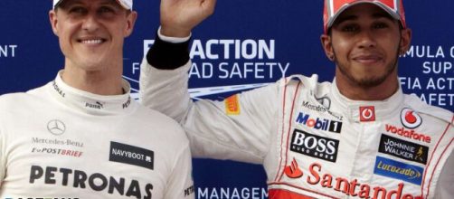 Michael Schumacher e Lewis Hamiton são os maiores campeões da Fórmula 1 de todos os tempos. (Arquivo Blasting News)