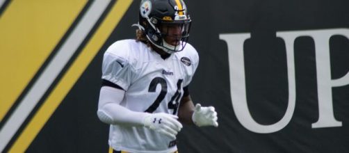 Steelers RB Benny Snell had meniscus surgery and will miss 2 games. [Image Source: Keith Allison/Flickr]