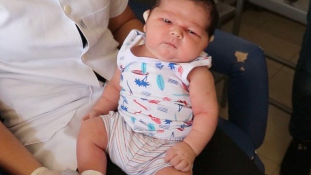 Bebe Nasce Com Mais De 5 Kg Em Hospital De Ms A Cama Chegou A Balancar