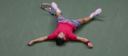 Dominic Thiem stremato dopo la 'battaglia' contro Zverev.