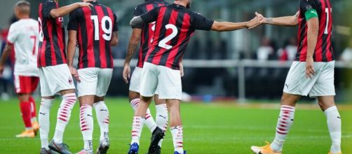 Esultanza dei giocatori del Milan durante il test contro il Monza.