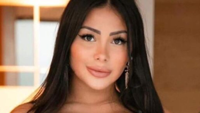 Maeva ghennam sa photo sans maquillage qui choque la toile - Photo capture d'écran Facebook