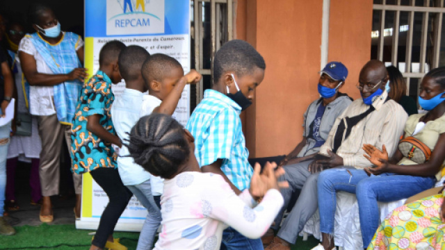 Cérémonie de remise de fournitures scolaires par le REPCAM ce 11 septembre 2020 à Yaoundé (c) REPCAM
