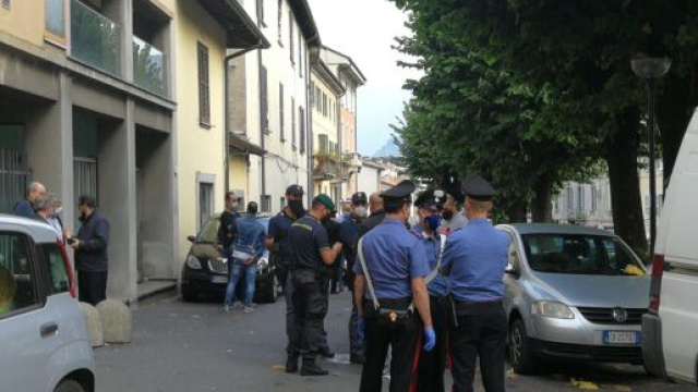 Como, ucciso a coltellate don Roberto, il prete degli ultimi: l'aggressore si &egrave; costituito.