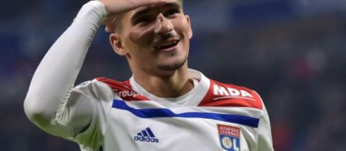 Calciomercato Juventus, possibili colpi Aouar e Dzeko.