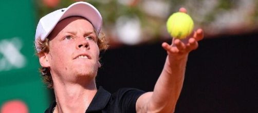 Jannik Sinner, soddisfazione dopo la grande vittoria su Tsitsipas.