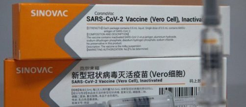 La vacuna china de Sinovac Biotech comenzará sus pruebas en niños y adolescentes