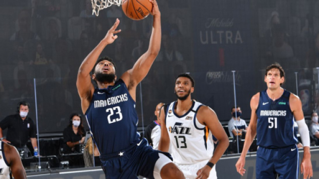Josh Reaves (Dallas Mavericks) a marqué ses premiers points dans la bulle d’Orlando.