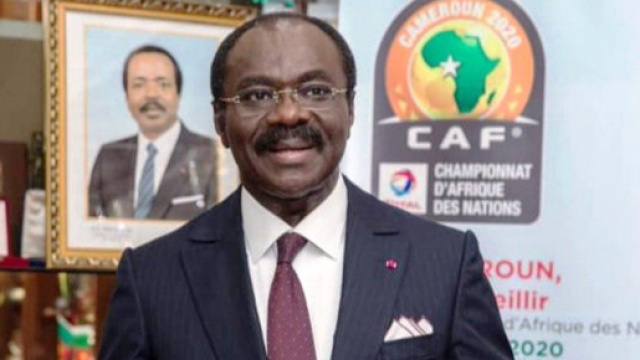 Le Pr Narcisse Mouelle Kombi, Ministre des Sports, Agrégé en Droit Public et Science Politique, Ecrivain (c) Fecafoot