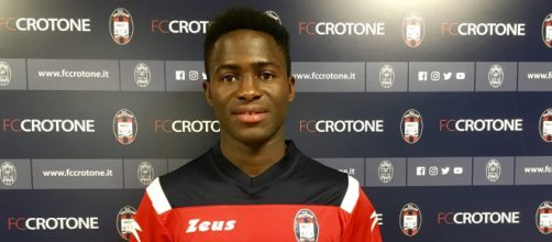 Crotone, il baby Augustus Kargbo firma un contratto di ... - ilcrotonese.it