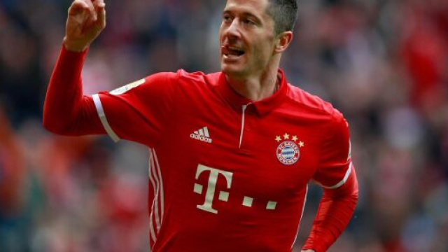 Supercoppa Europea: Bayern Monaco-Siviglia in tv su Canale 5 giovedì 24 settembre.
