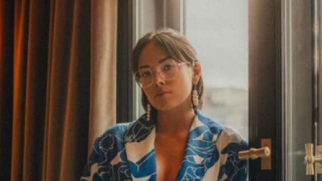 Agathe Auproux dévoile un cliché d'elle dans son bain et fait monter la température - Photo Instagram Agathe Auproux