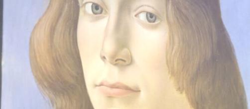 Meet the subject of a portrait by Renaissance painter Sandro Botticelli - 'Young Man Holding a Roundel.' [Image Source: Sotheby's/YouTube]