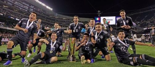 Em 2019, o México se sagrava campeão pela oitava vez da Copa Ouro da CONCACAF. (Arquivo Blasting News)