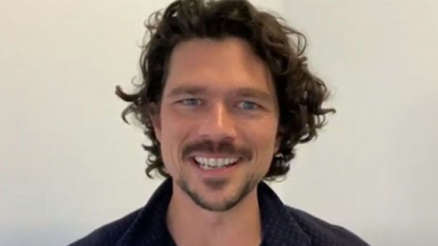 Luke Arnold al suo romanzo d'esordio.