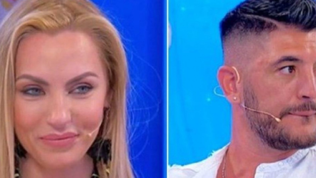 Veronica Ursida, ex U&D, annuncia in lacrime l'addio a Giovanni: 'Non siamo compatibili'.