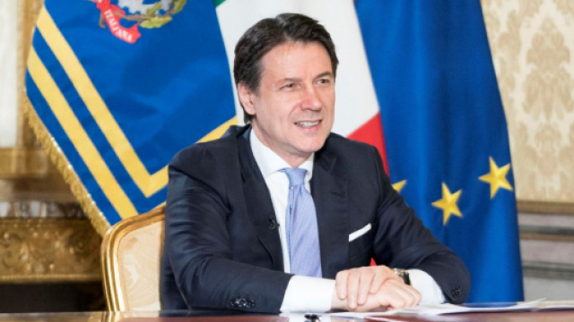 Pensioni, il premier Conte: ‘Quota 100 non sarà rinnovata, serve riforma che differenzi lavori’.
