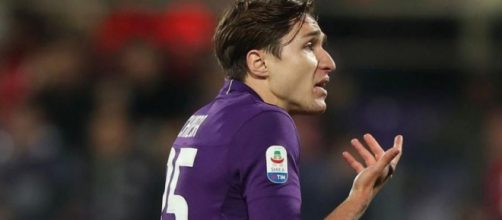 Federico Chiesa potrebbe trasferirsi alla Juventus.