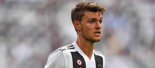 Daniele Rugani potrebbe trasferirsi al Milan.