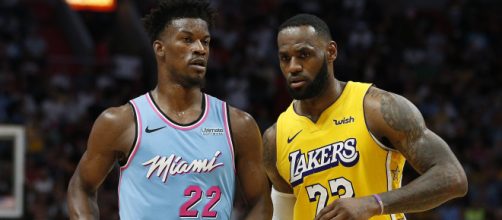 Los Angeles Lakers e Miami Heat duelam na busca do titulo da NBA. (Arquivo Blasting News)