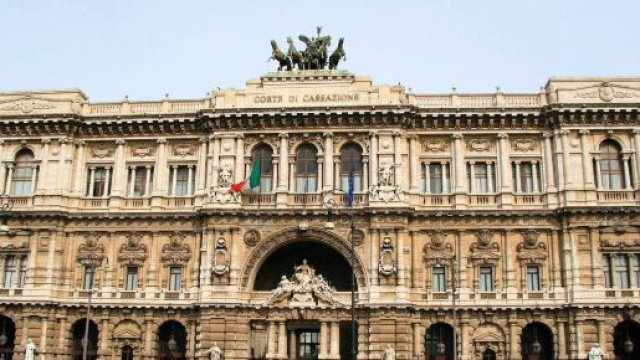Prescrizione breve, le Sezioni Unite Civili si pronunciano sulla notifica degli atti al legale
