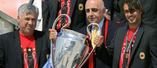 O treinador Carlo Ancelotti é o maior vencedor da UEFA Champions League, por três vezes em sua história.