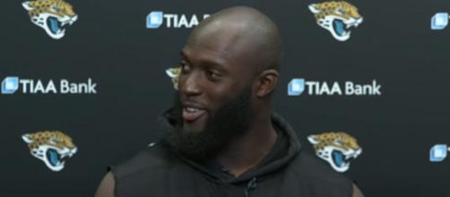 Fournette signed a one-year deal with the Bucs. [Image Source: Jacksonville Jaguars/YouTube]