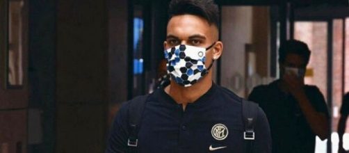 Lautaro Martinez sempre più vicino al rinnovo di contratto e aumento dell'ingaggio con l'Inter.