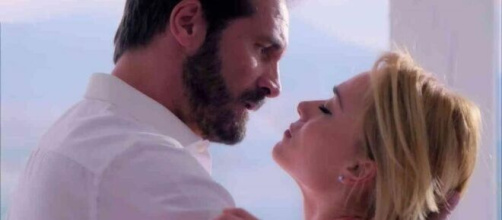 Upas, spoiler fino al 15 gennaio: Alberto vuole trasferirsi, ma Clara non sarà d'accordo.