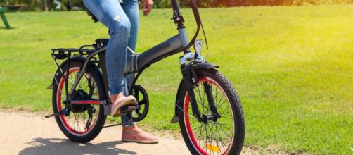 Bici elettrica e bicicletta con pedalata assistita: differenze sulle assicurazioni.