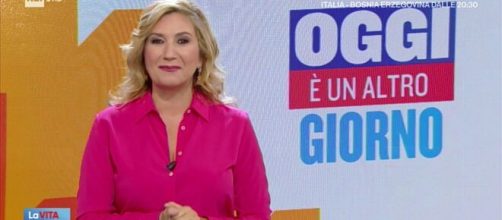 Oggi è un altro giorno, Serena Bortone è positiva: sta bene, condurrà da casa.
