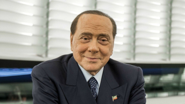 Berlusconi all'ospedale di Monaco: ricoverato per aritmia cardiaca.