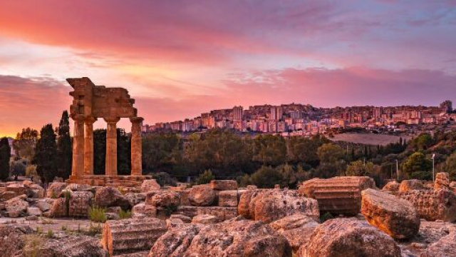 Valle dei Templi, in provincia di Agrigento.