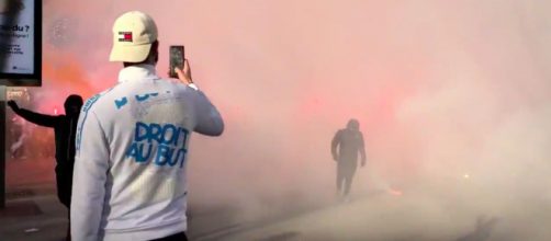 Les supporters de l'OM en colère aux abords du stade - ©capture d'écran Vidéo Youtube