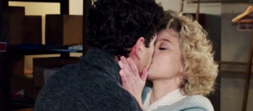 Il Paradiso delle Signore, spoiler di lunedì 25 gennaio: Irene dà un appuntamento a Rocco.