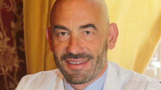 L'infettivologo del San Martino di Genova Matteo Bassetti.