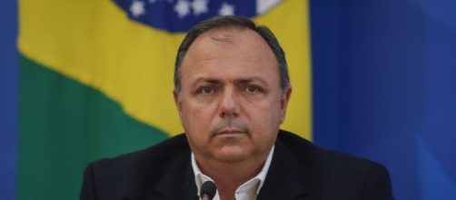 General Pazuello chefia o Ministério da Saúde no combate à pandemia e sofre críticas de especialistas. (Arquivo Blasting News)