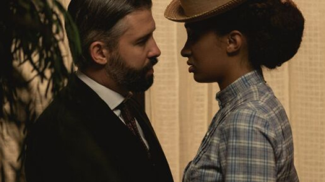 Una Vita, anticipazioni iberiche: Felipe in intimit&agrave; con Genoveva, Sampaio ha un malore.