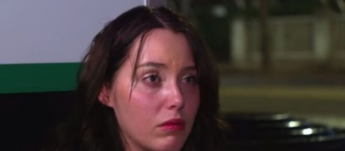 '90 Day Fiancé': Deavan says she is still under contract with TLC. [© TLC UK/ YouTube]