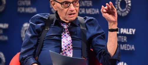 Larry King, legendario presentador de televisión, fallece a los 87 años